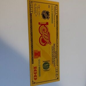 Gold NHL Novelty Bill